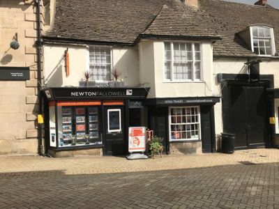 4 Ironmonger Street