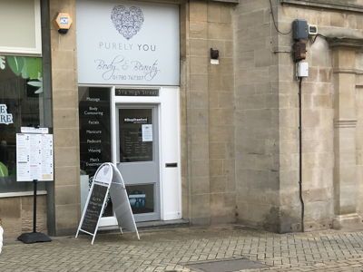 18 High Street